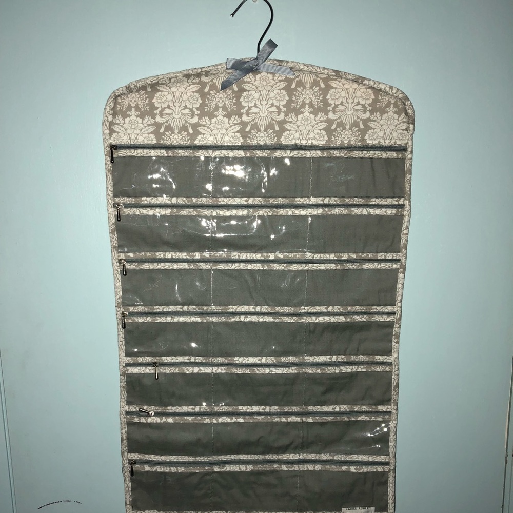 Accessory holder